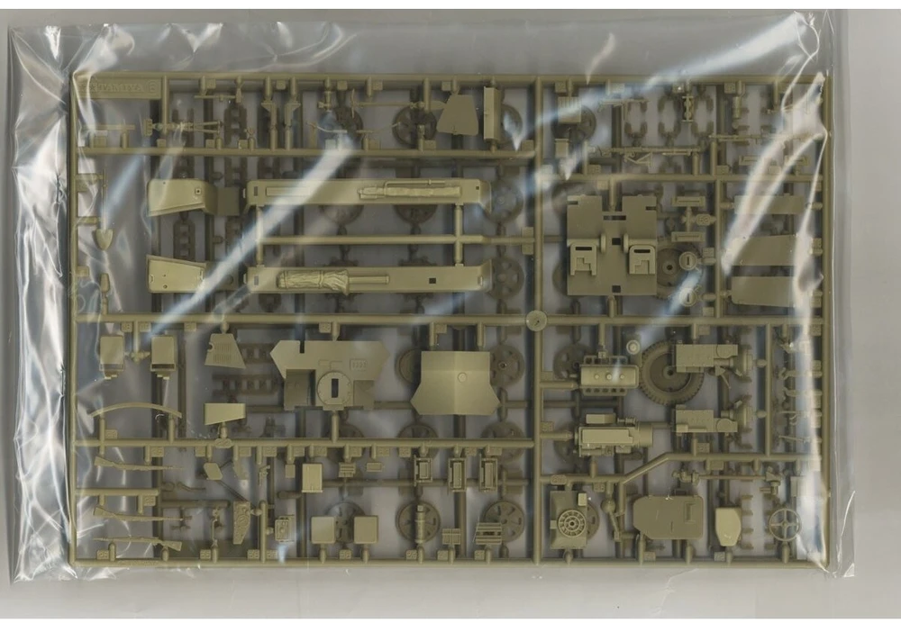 Tamiya Sd.Kfz. 250/3 Greif vokiškas šarvuotis 1/35 surenkamas modelis