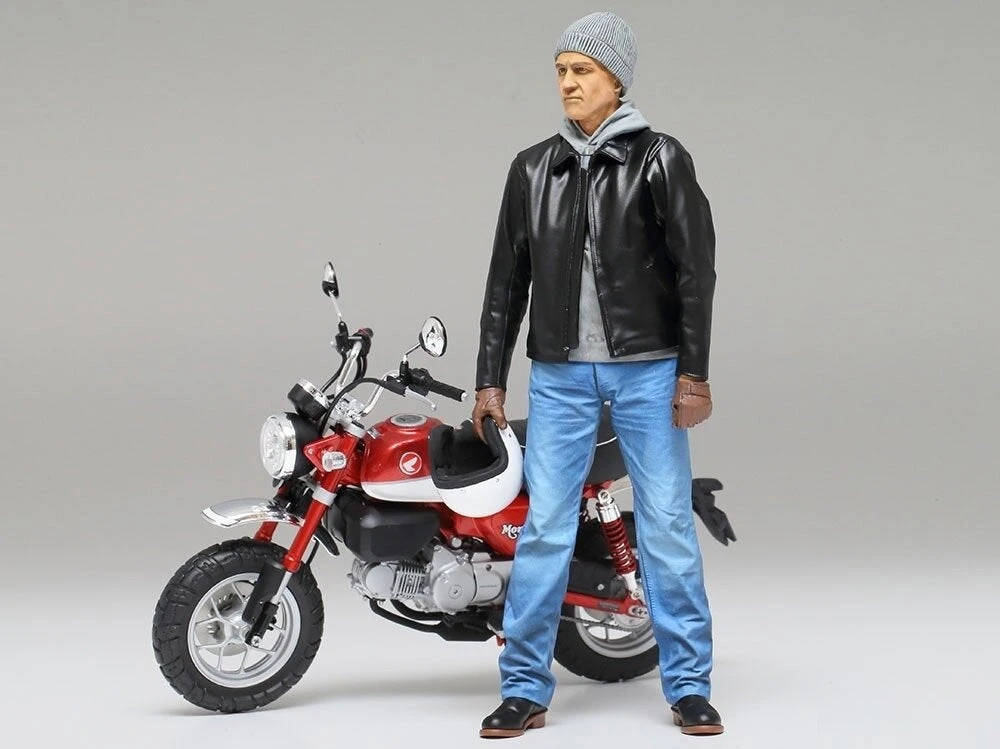 Tamiya Street Rider 1/12 plastikinis motociklininko modelis kolekcionieriams