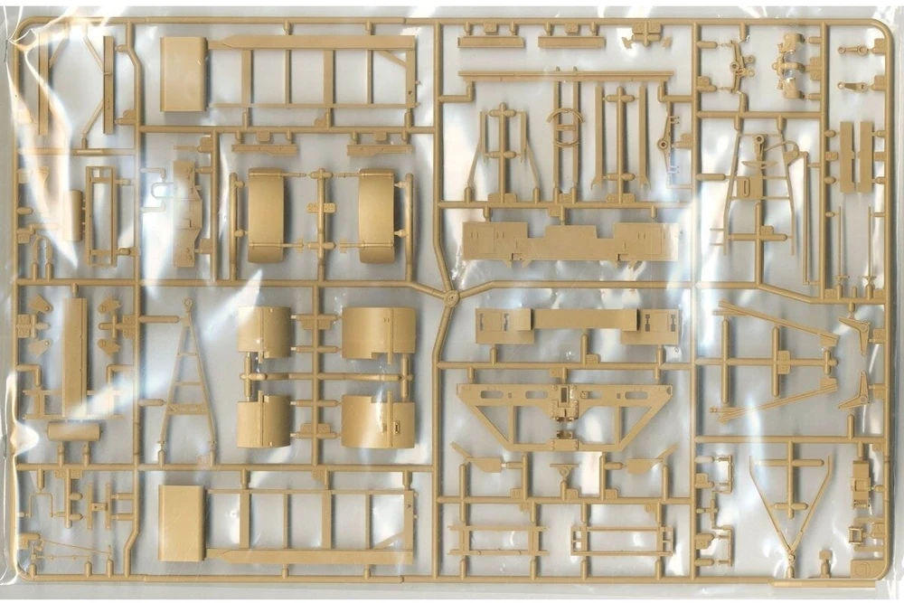 Tamiya Vokiečių vilkikas FAMO su priekaba 1/35 plastikinis modelis