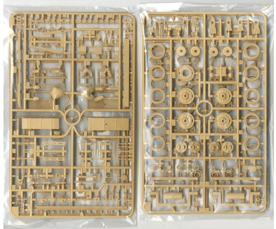 Tamiya Vokiečių vilkikas FAMO su priekaba 1/35 plastikinis modelis
