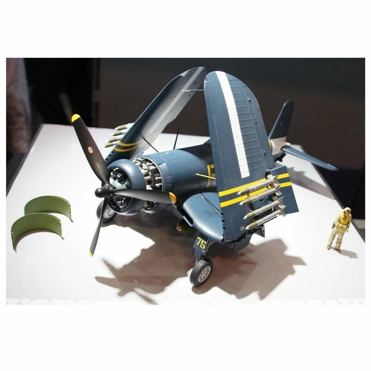 Tamiya Vought F4U-1D Corsair 1/32 plastikinis surenkamas lėktuvo modelis