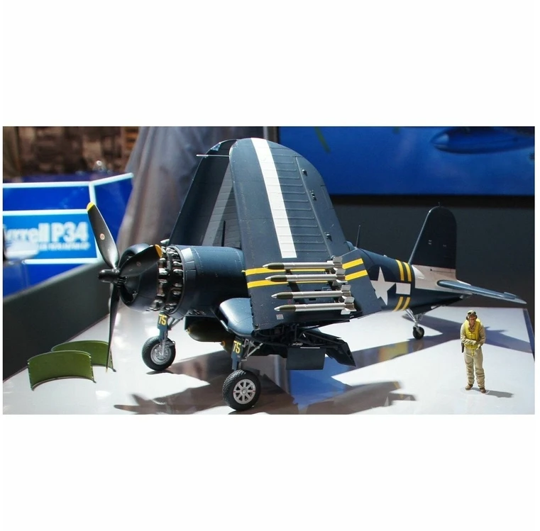 Tamiya Vought F4U-1D Corsair 1/32 plastikinis surenkamas lėktuvo modelis