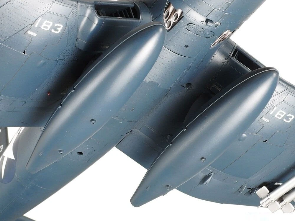 Tamiya Vought F4U-1D Corsair 1/32 plastikinis surenkamas lėktuvo modelis