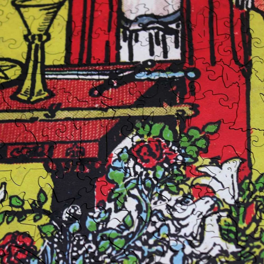 Fantasy Puzzles Taro Magas (Rider‑Waite) medinė dėlionė, 250 detalių – mistikos gerbėjams