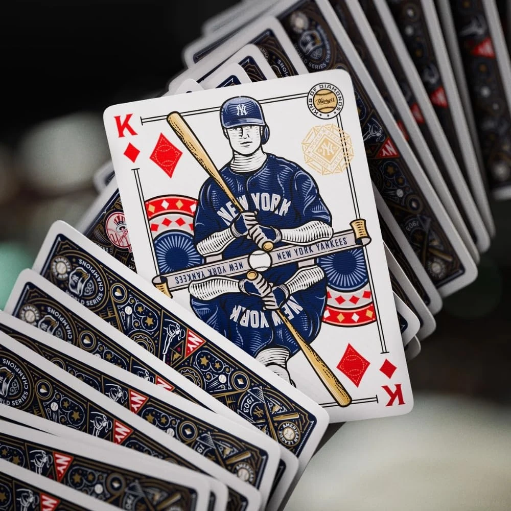 Theory 11 Kolekcionuojamos Kortelės - New York Yankees Theory11 Kaladė, 52 Kortelės, 2 Džokeriai, MLB