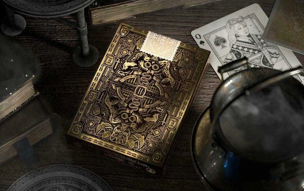 Theory11 Harry Potter Hufflepuff Geltonos žaidimo kortos