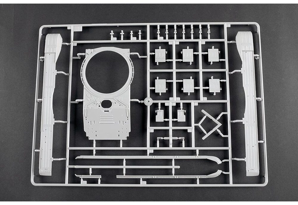 Trumpeter T-72M pagrindinio tanko modelis 1/35 09603