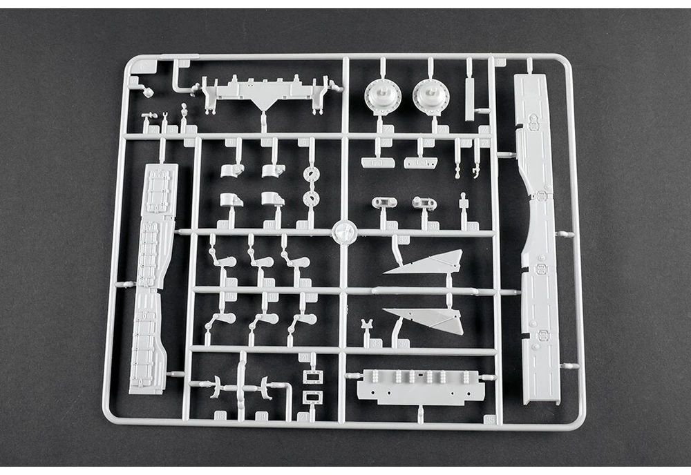 Trumpeter T-72M pagrindinio tanko modelis 1/35 09603