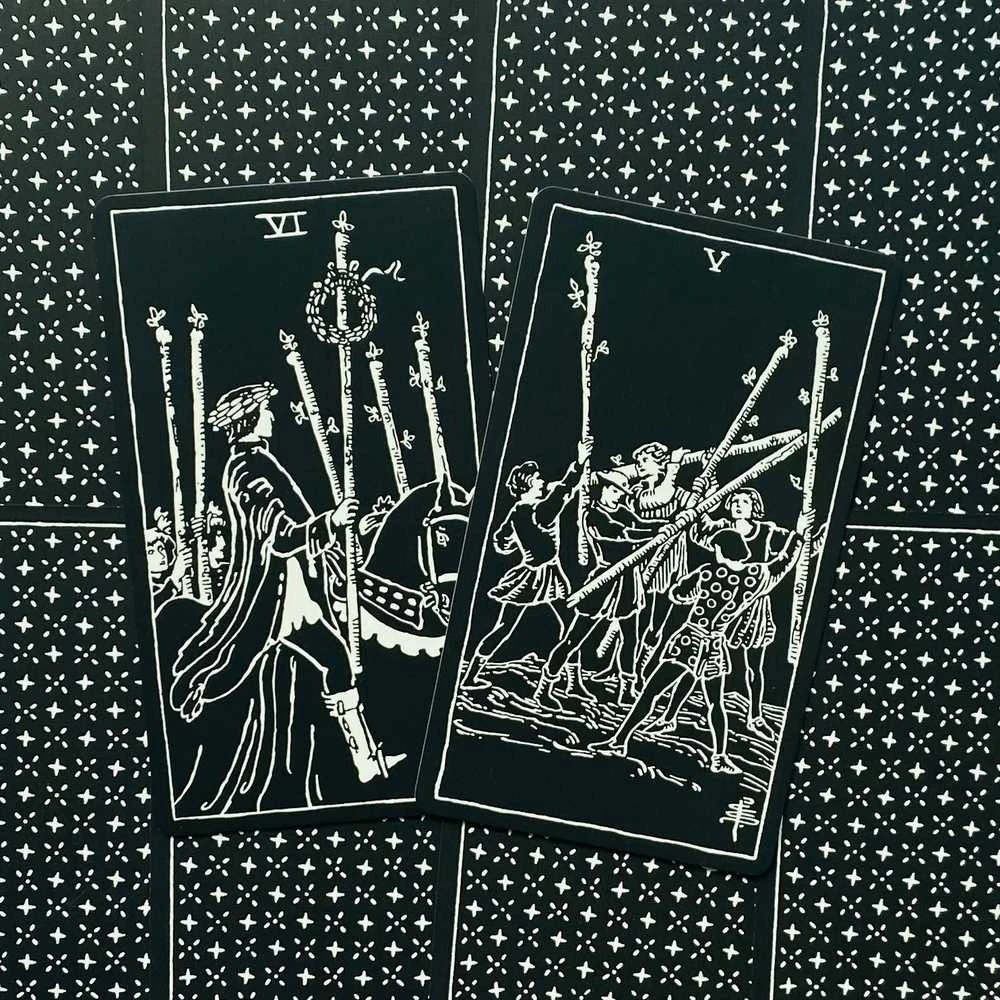 US Games Systems Glow In The Dark Tarot Kortos