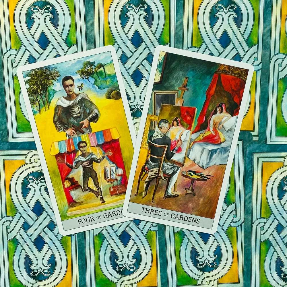 Us Games Systems Japaridze ir knyga Tarot kortos