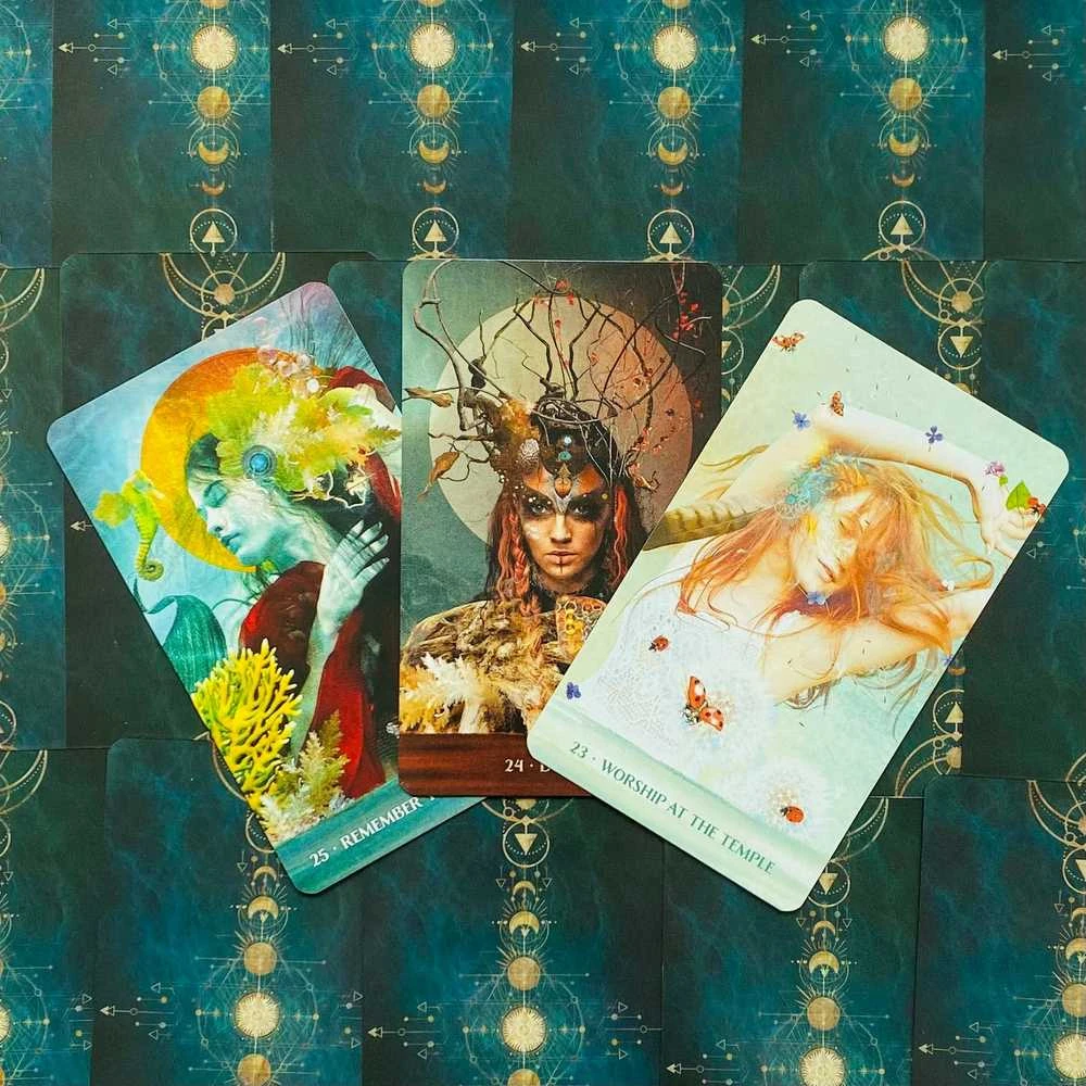 US Games Systems Wild Woman Rising Oracle Kortos