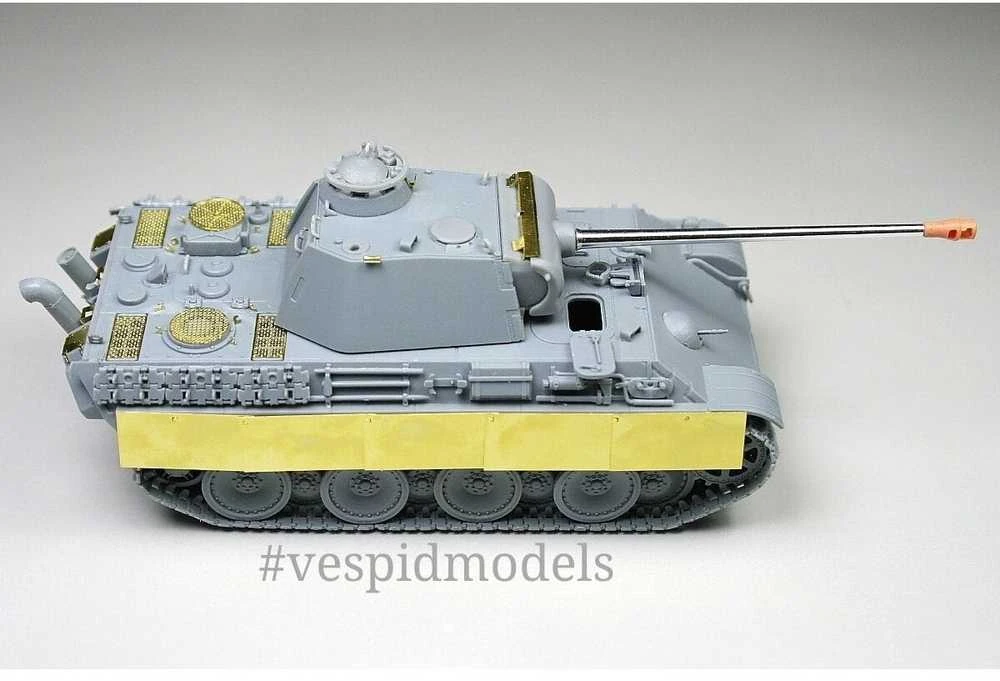 Vespid Models Pz.Kpfw. V Panther Ausf. G (vėlyva) tanko modelis 1/72