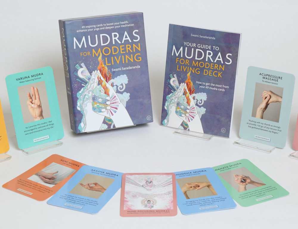 KNYGA Taro Kortos Mudras For Modern Living Watkins Publishing