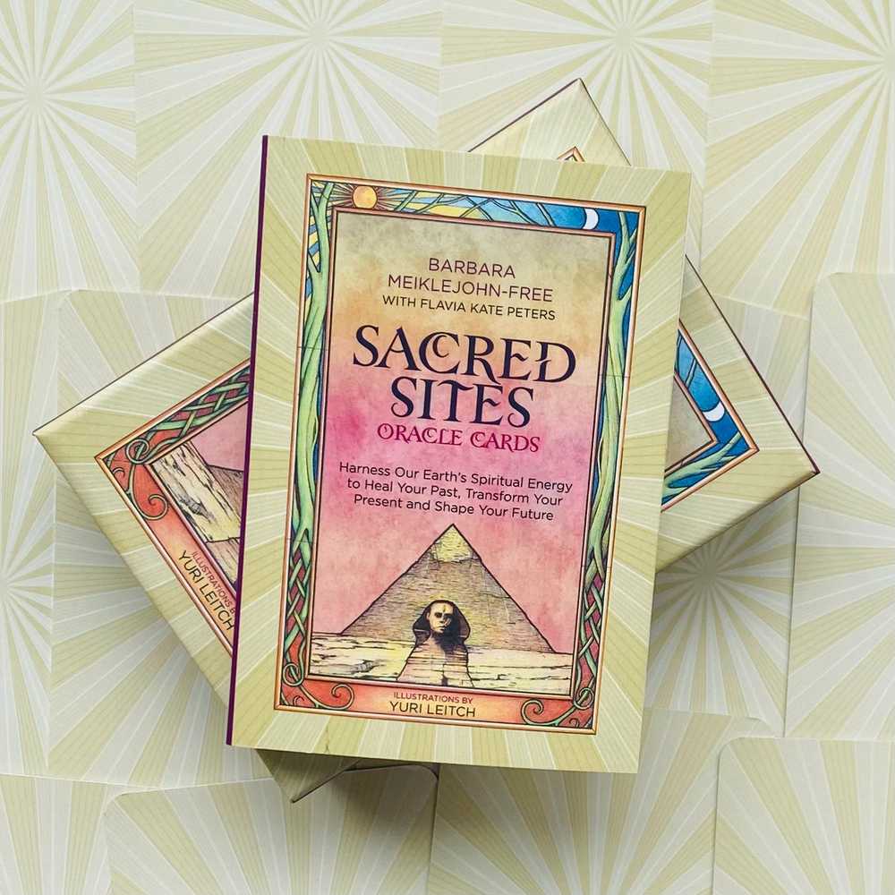 KNYGA Watkins Publishing Sacred Sites Oracle Kortos