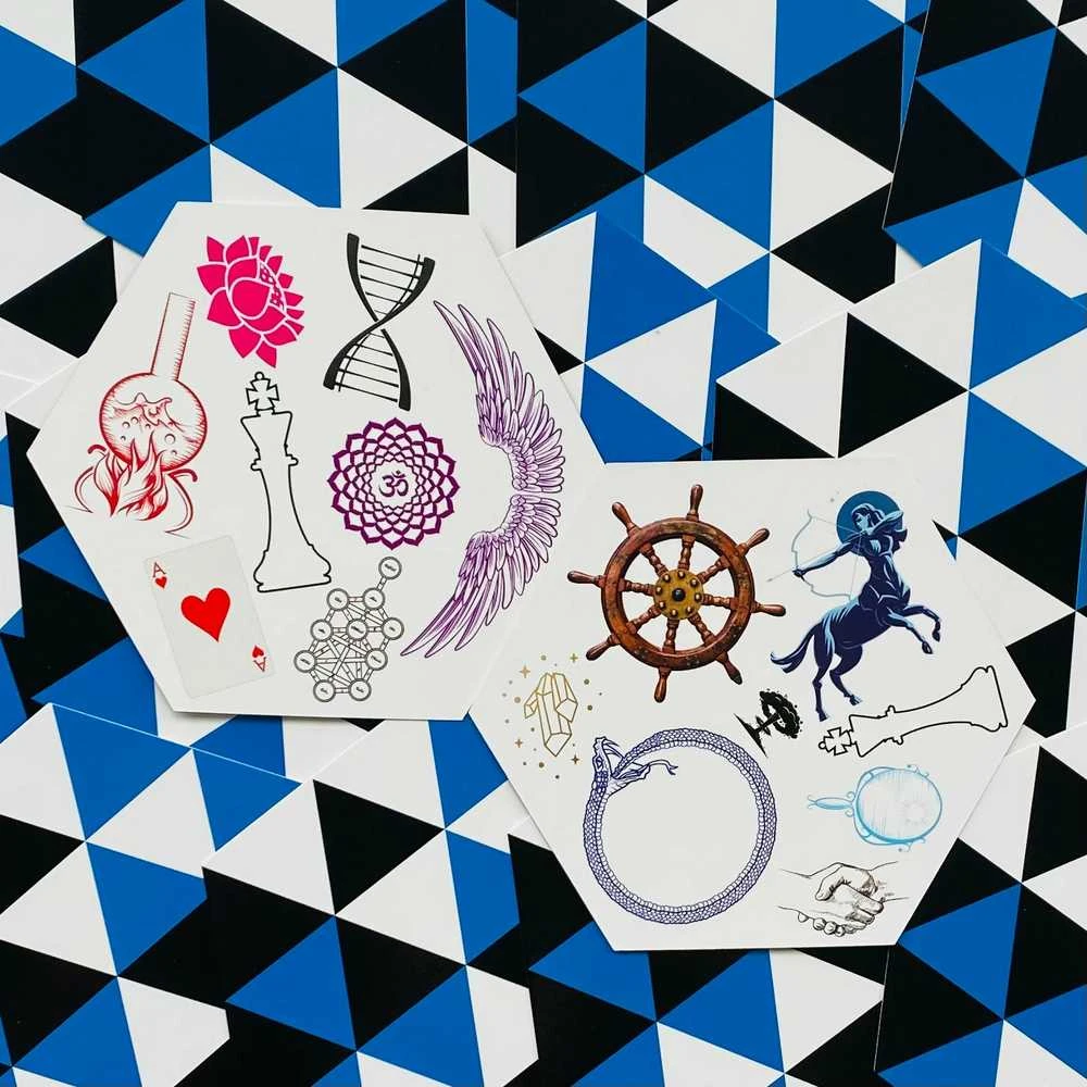 KNYGA Watkins Publishing Synchronicity Oracle Kortos