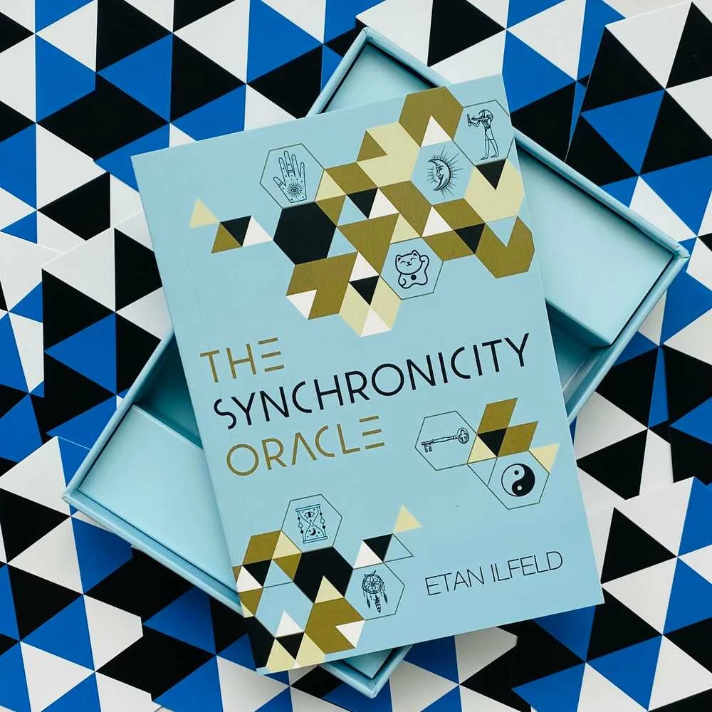 KNYGA Watkins Publishing Synchronicity Oracle Kortos