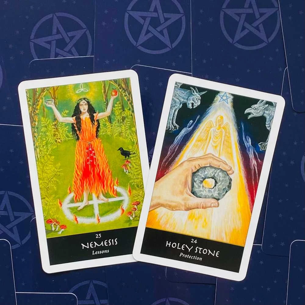 Welbeck Publishing The Witches Oracle kortos