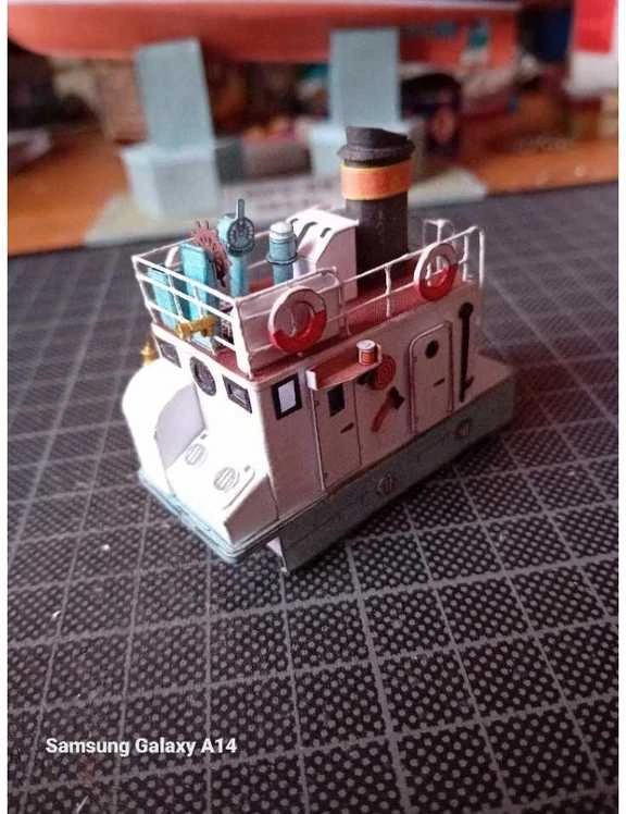 Wmc Models WMC JŽS-80 jūrų žvejybos seineris – popierinis modelis 1:100