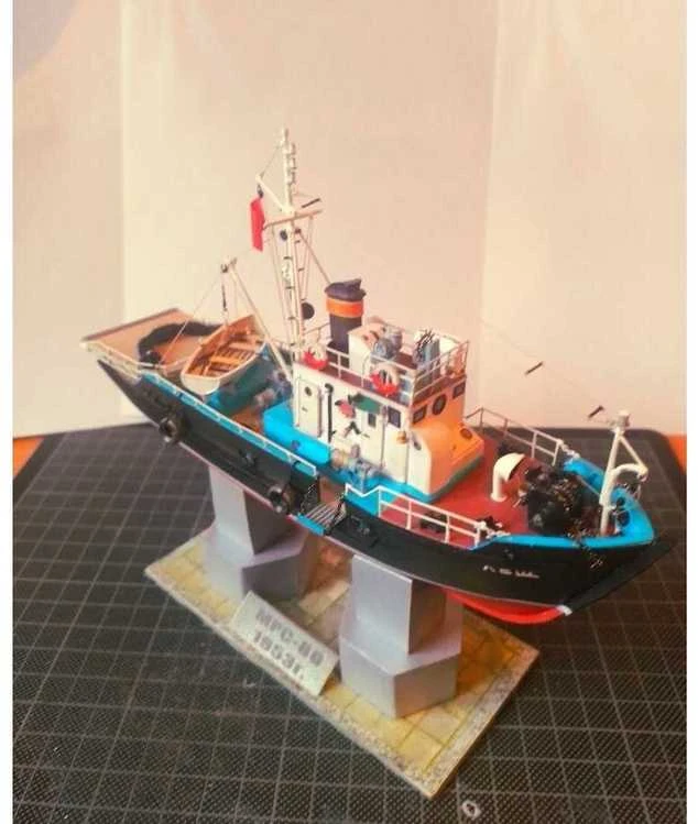 Wmc Models WMC JŽS-80 jūrų žvejybos seineris – popierinis modelis 1:100