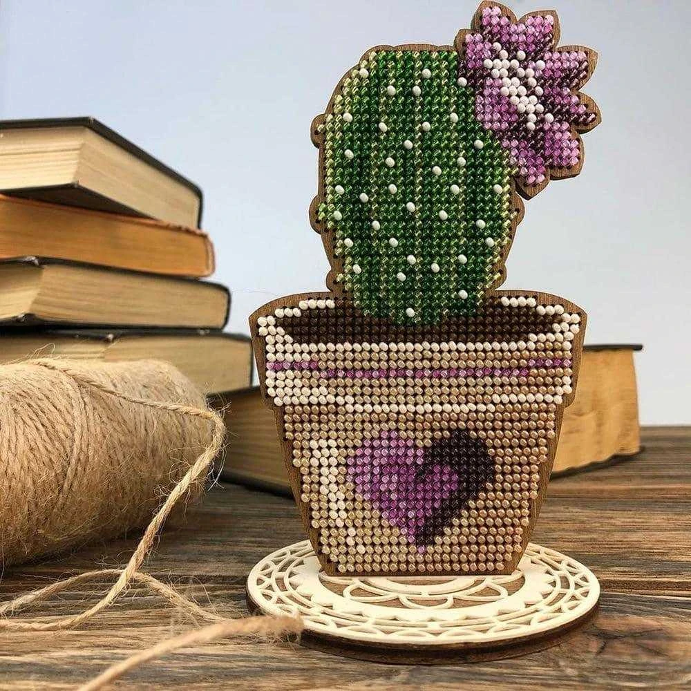Wonderland Crafts Karoliukų siuvinėjimo rinkinys ant medžio PRECIOSA, 8×13,5 cm