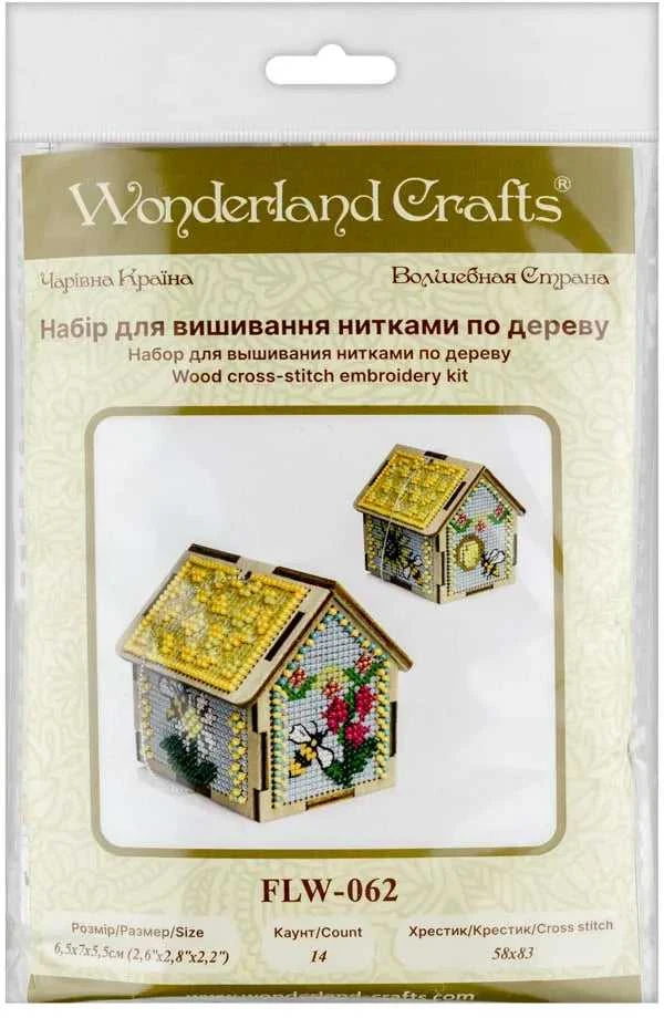 Wonderland Crafts Siuvinėjimo kryželiu rinkinys ant medžio su karoliukais, 6,5×7×5,5 cm