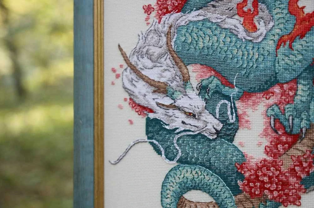 Zolotoe Runo Skaičiuojamo kryželio siuvinėjimo rinkinys „Drakonas ir sakura“