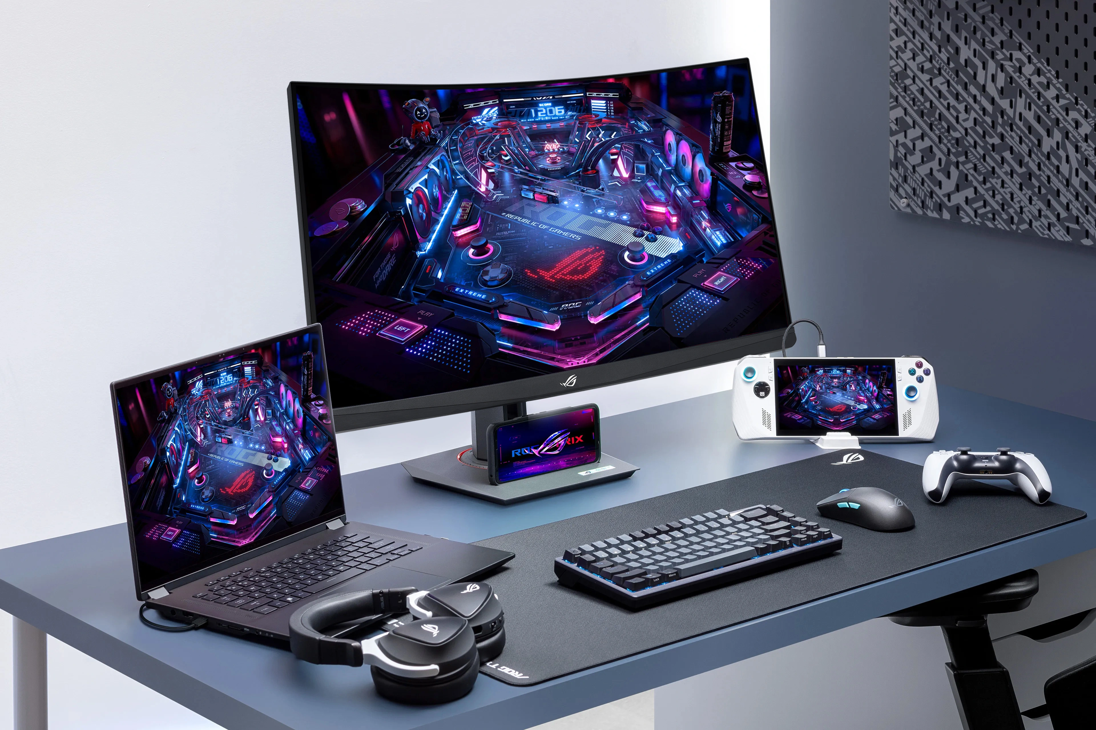 Žaidimų monitorius ASUS ROG Strix XG32WCS 31,5