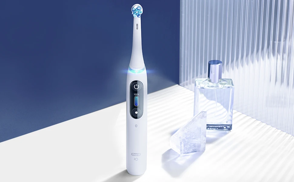 Elektrinis dantų šepetėlis Oral-B iO8, baltas
