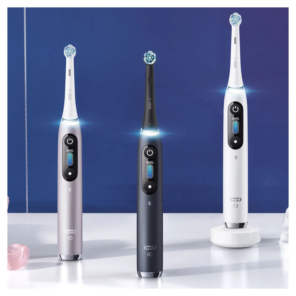 ORAL-B iO Series 9 Elektrinis dantų šepetėlis, juodos spalvos