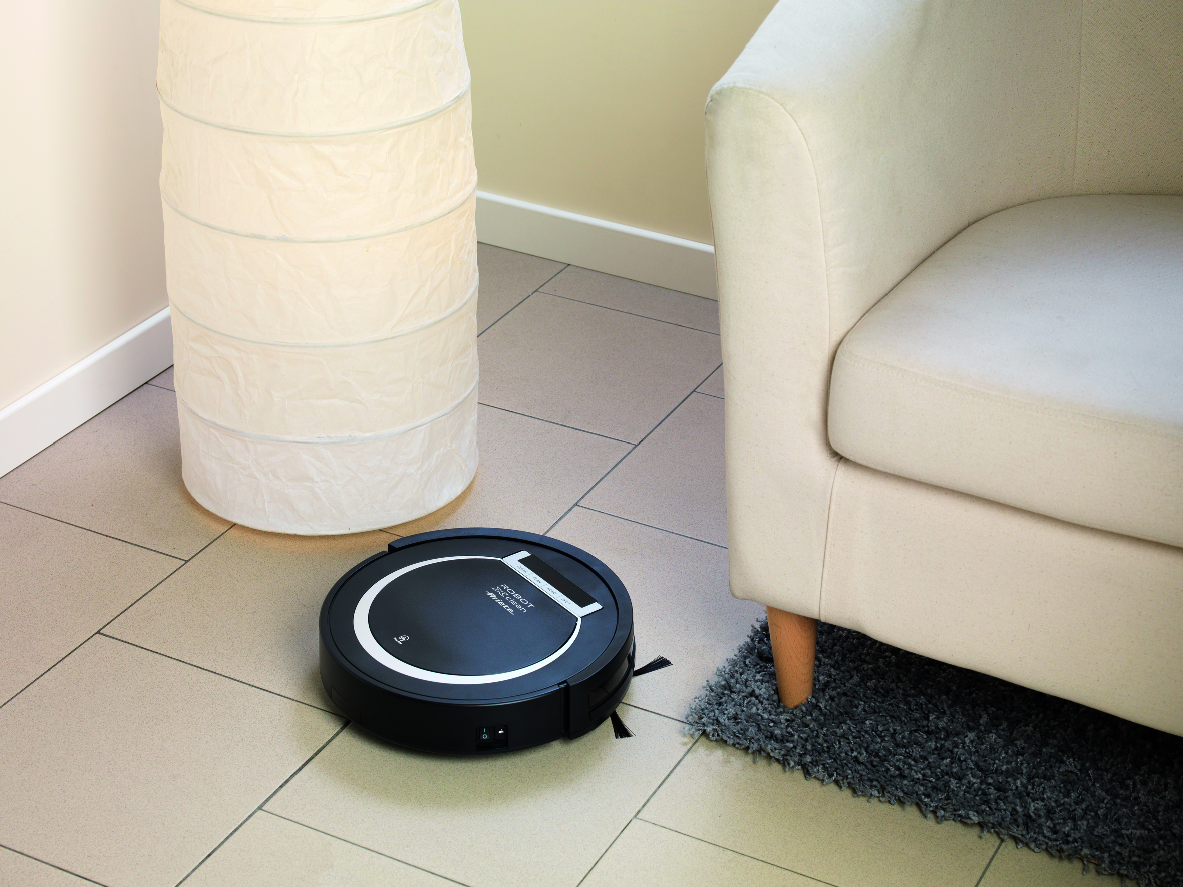Dulkių siurblys - robotas Ariete Xclean, Juodas | Varle.lt