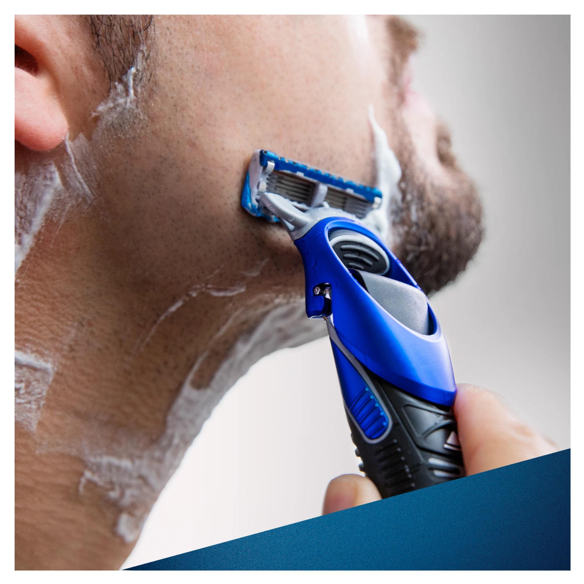 Gillete Skustuvas Gillette FUSION Proglide Power su kirpikliu