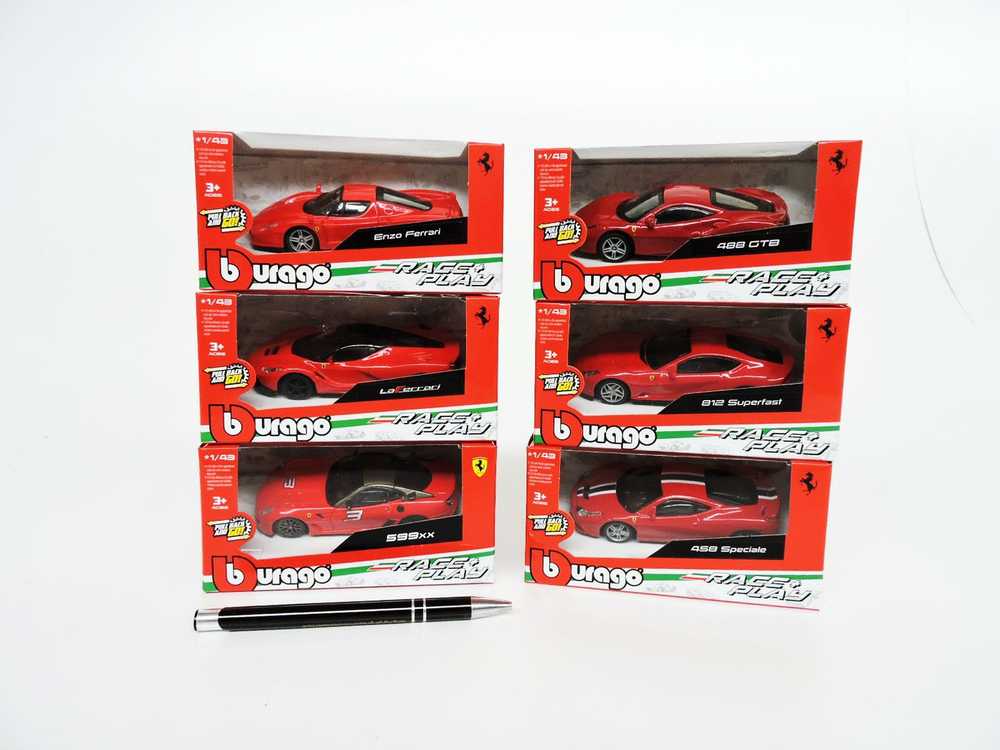 Bburago Burago FERRARI Ferrari 1:43 su diskų įtaisu typu Pull Back