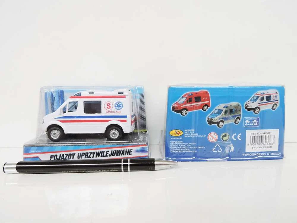 HKG Hipo Mini Van Ambulance 8cm dėžutėje p24