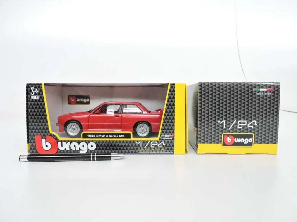BBURAGO 1:24 Automodelis 1988 BMW 3 serijos M3, 18-21100 RD