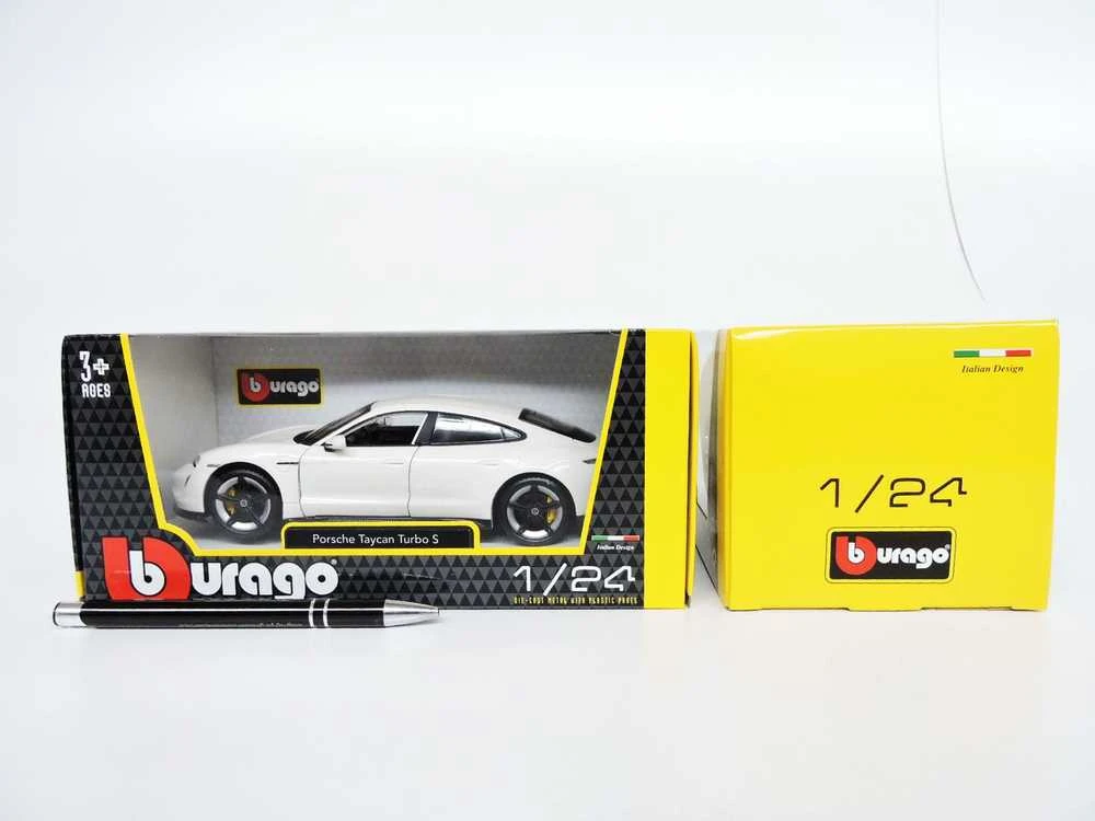 BBURAGO 1:24 automodelis Porsche Taycan Turbo S, 18-21098