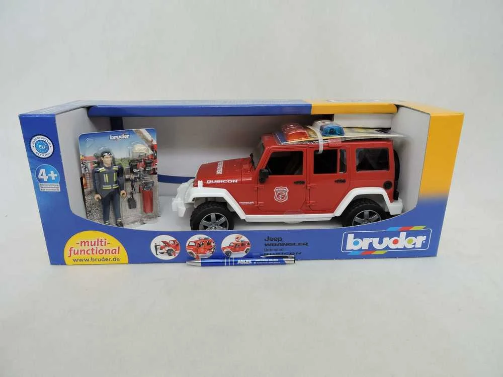 BRUDER 1:16 Jeep Wrangler gaisrinės automobilis su ugniagesiu, 02528