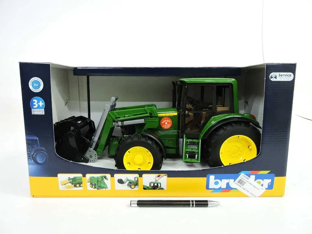 BRUDER traktorius JOHN DEERE 6920 , 02052