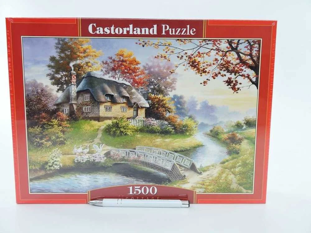 Castorland Dėlionė 1500 vnt. - Namas prie upės