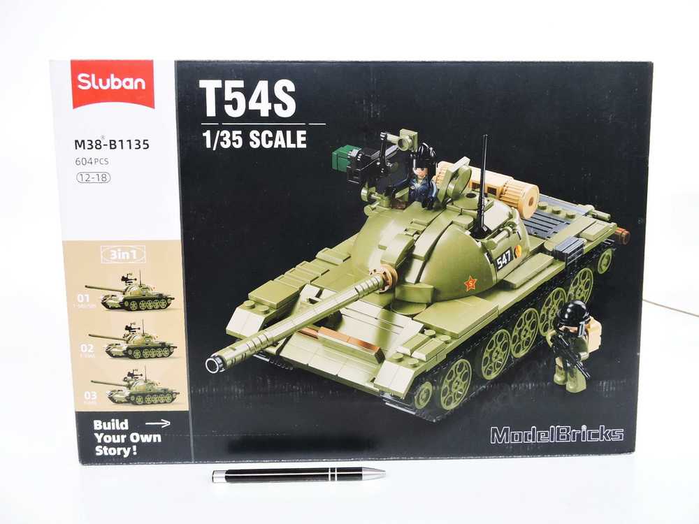 Sovietų tankas T-51 mastelis 1:35 3in1 modelis Sluban 604 el M38-B1135