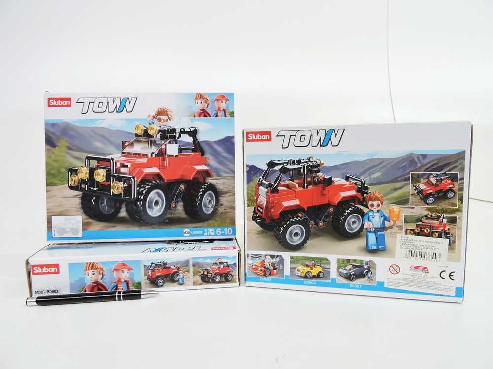 Sluban Construction Blocks Visureigis Miesto Automobilis 135vnt Vaikams