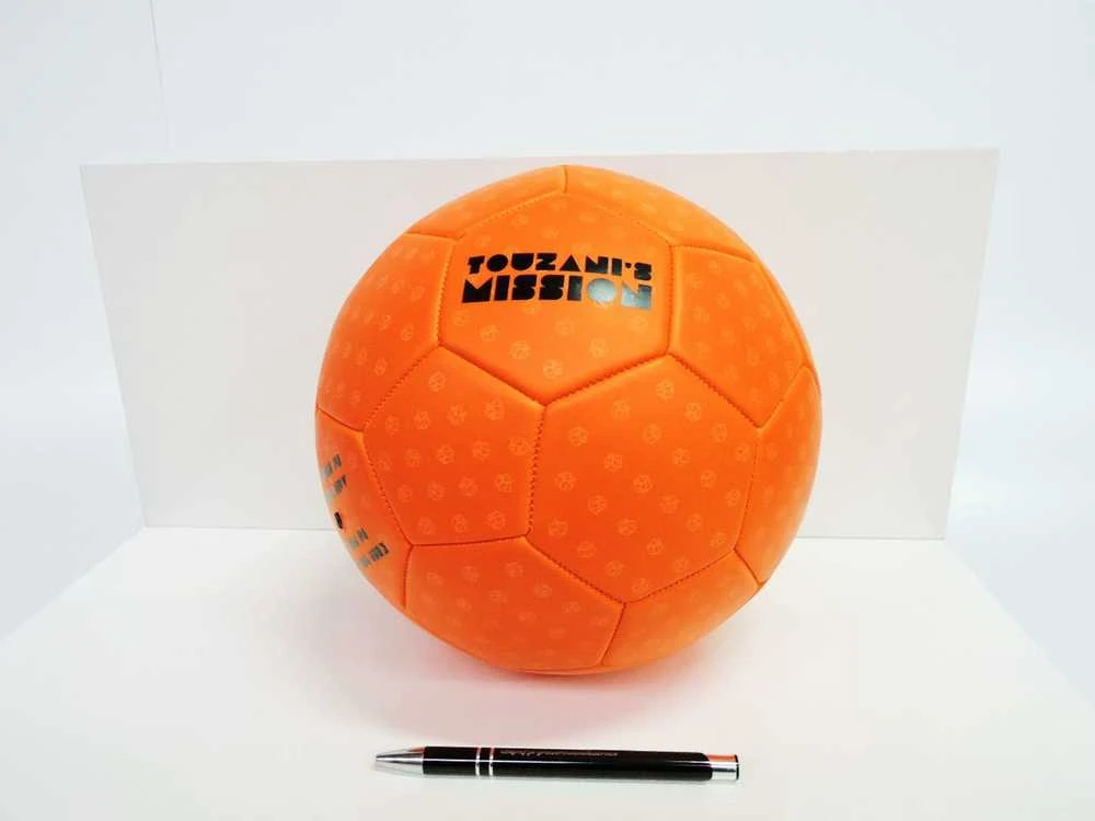 INNA Touzani oranžinis futbolo kamuolys R.5