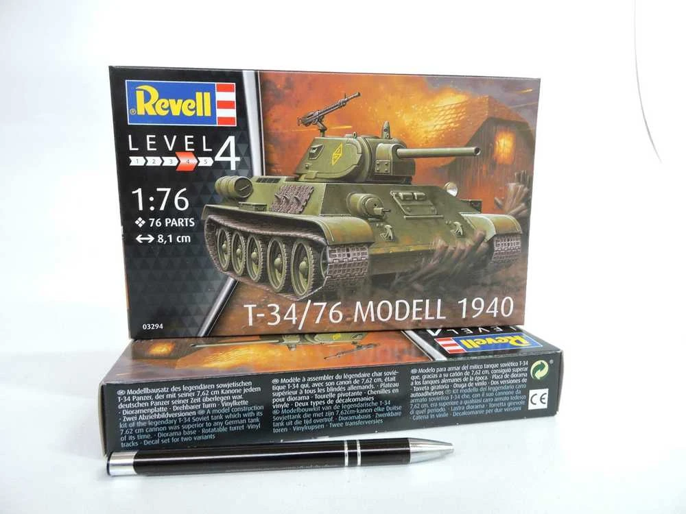 Revell T-34/76 Modell 1940 - PLASTIKINIS modeliavimo rinkinys