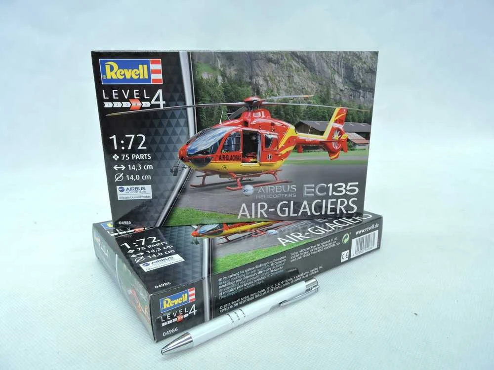 Revell plastikinis modelis Airbus Helicopters EC135 AIR-GLACIERS 1:72