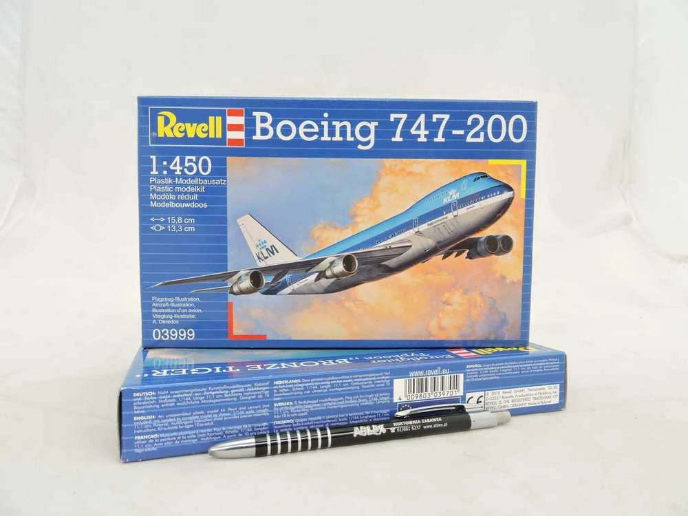Revell Boeing 747-200 1:450 plastikinis lėktuvo surinkimo rinkinys (03999)