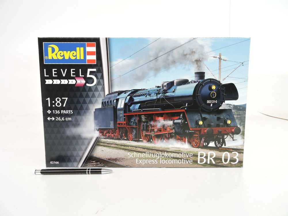 „Revell“ – „Express“ lokomotyvas BR03, 1/87, 02166