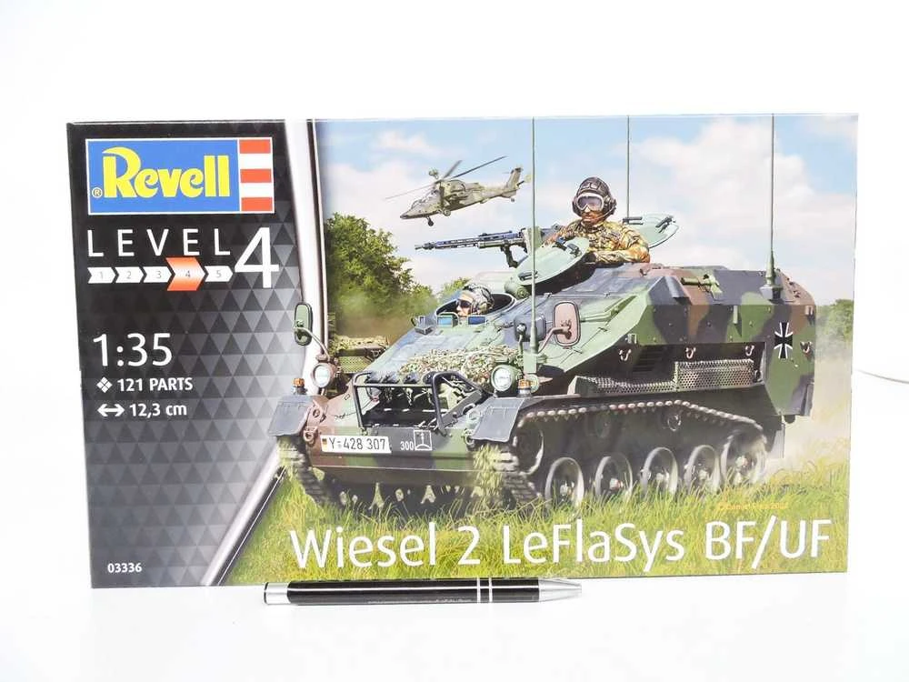 Revell Wiesel 2 LeFlaSys BF/UF 1/35 oro gynybos šarvuotis, plastikinis modelis