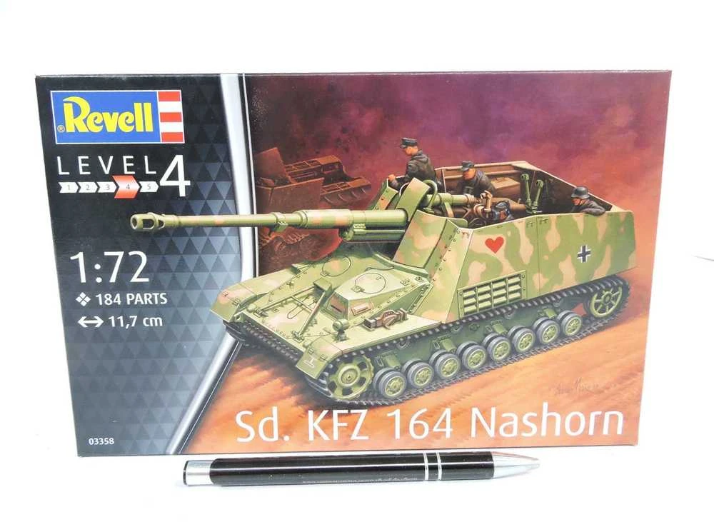 Revell Sd.Kfz. 164 Nashorn 1/72 surenkamas plastikinis modelis (03358)