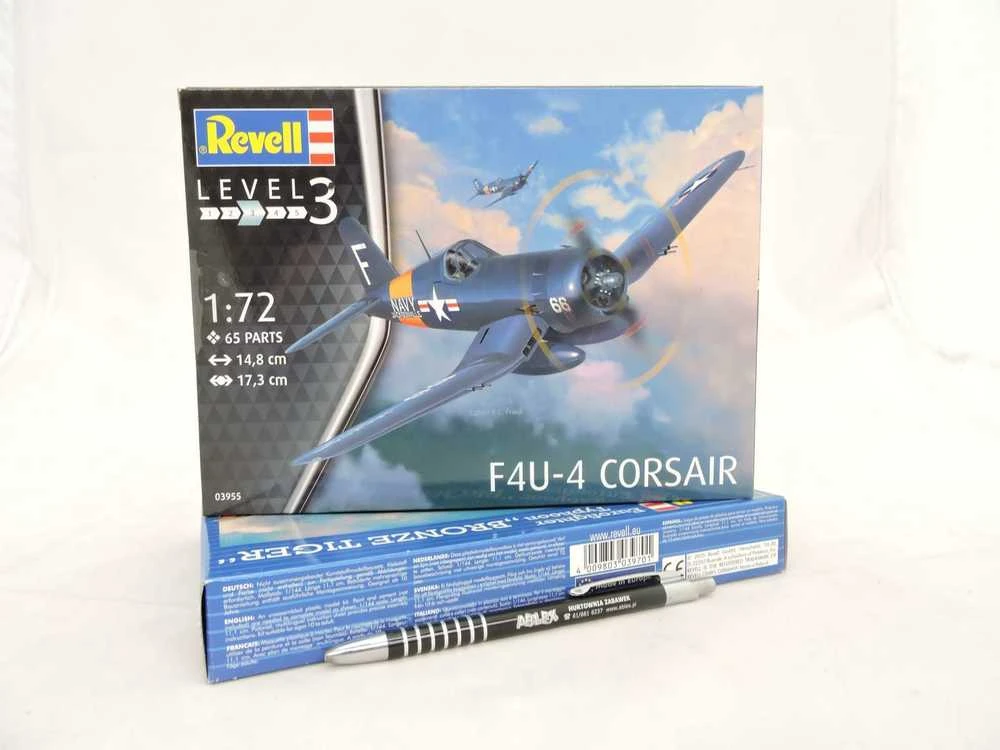 Revell F4U-4 Corsair 1/72 – plastikinis lėktuvo surinkimo rinkinys
