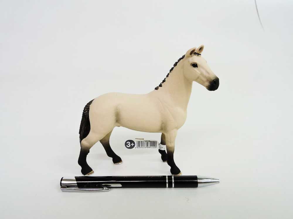 Schleich figūrėlė Hanoverio veislės kastratas, sartas