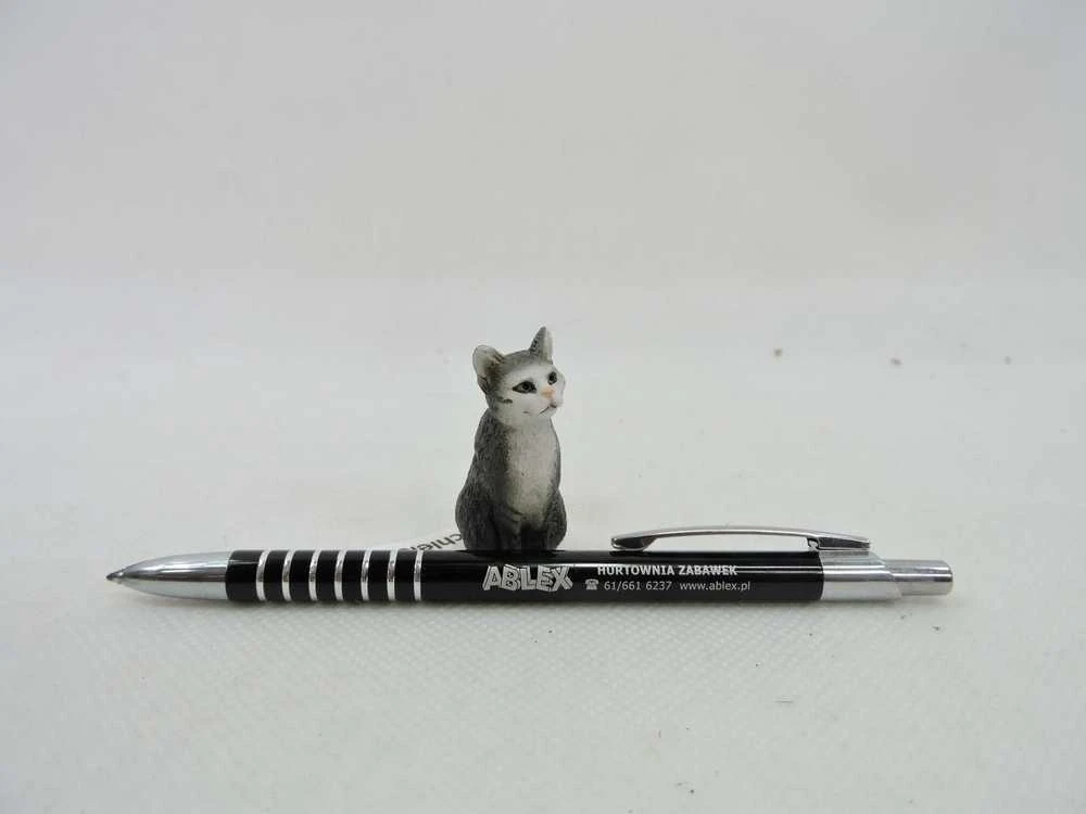 Schleich figūrėlė Sėdinti katė